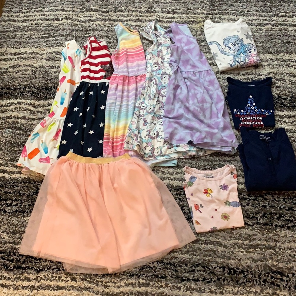 10 piece bundle! Girls sz 7/8! 5 dresses, 2 T’s